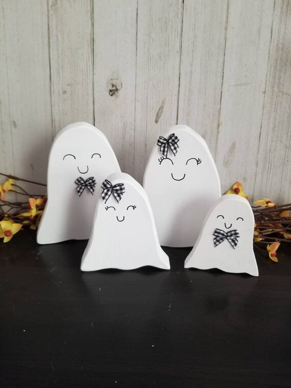 Halloween ghost decor, farmhouse Halloween sign, tiered tray halloween signs, Halloween tray sign... | Etsy (US)