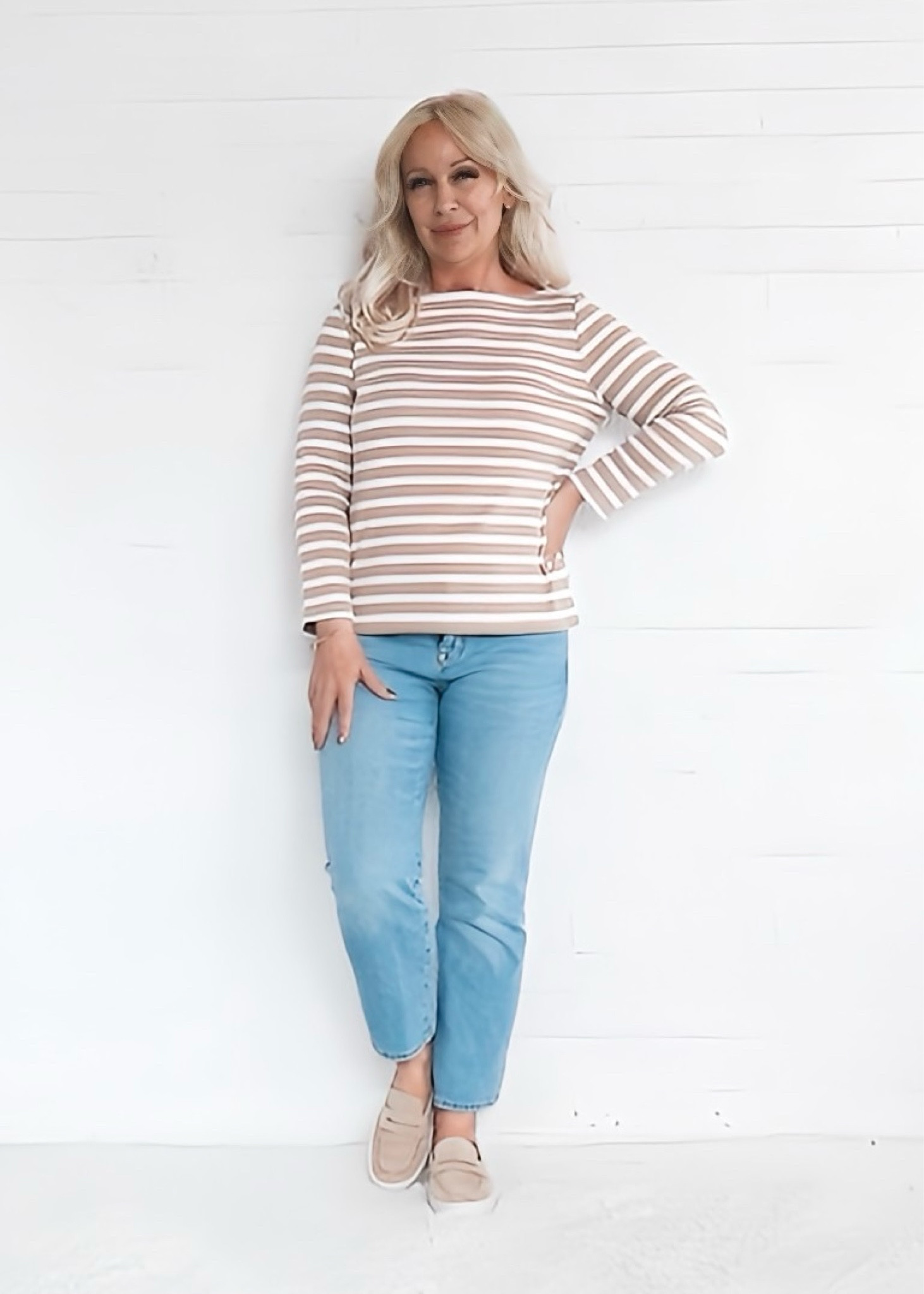 This neutral striped popover is on sale this weekend!

#LTKSeasonal #LTKOver40 #LTKSaleAlert