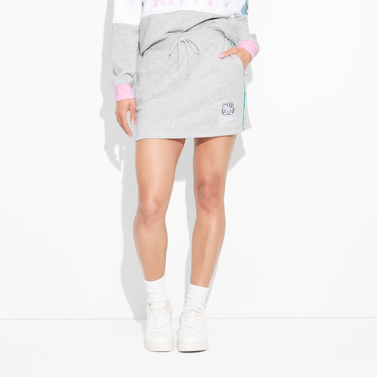Women's Hello Kitty Colorblock Mini Graphic Skirt - Heather Gray | Target