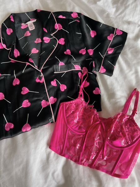 Victoria’s Secret Valentine’s Day pajama set and corset top! 

#victoriassecret #valentinesday #pajamas #matchingset #loungewear #corset #home

#LTKMostLoved #LTKGiftGuide #LTKSeasonal