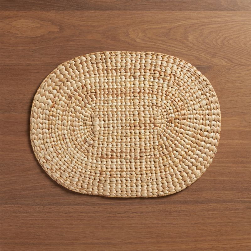 Oval Water Hyacinth Placemat + Reviews | Crate and Barrel | Crate & Barrel