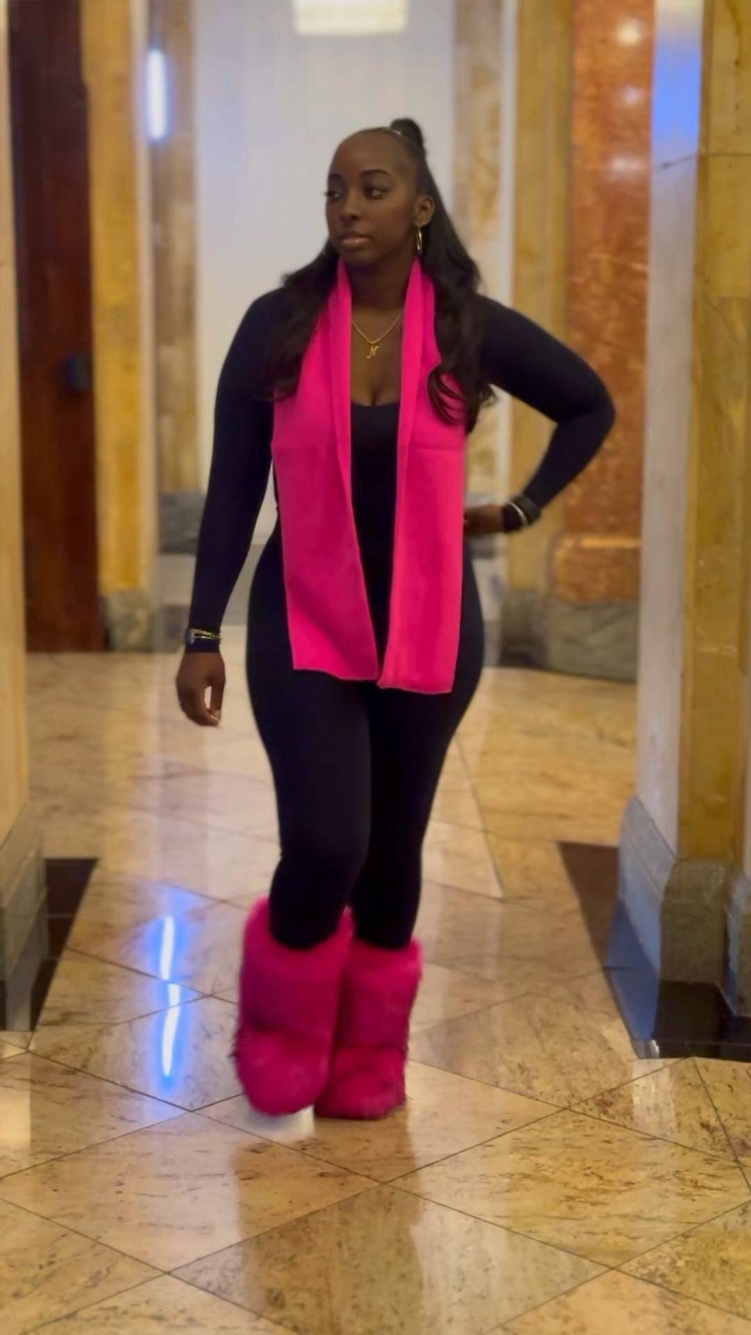 Testing out my new Matte Basix Set 🤸🏾‍♀️

Weekend Casual Outfit Idea. Style Tip to elevate a basic look and make it pop!!



#LTKfindsunder50 #LTKSeasonal #LTKstyletip