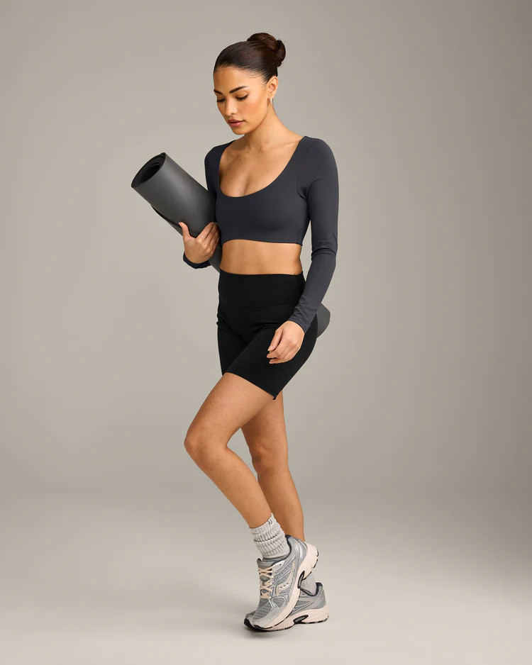 SoftMotion™ Scoop Neck Long Sleeve Crop Top with Built in Bra Shelf with Gray Logo 
 Coal | Oner Active (UK / US)