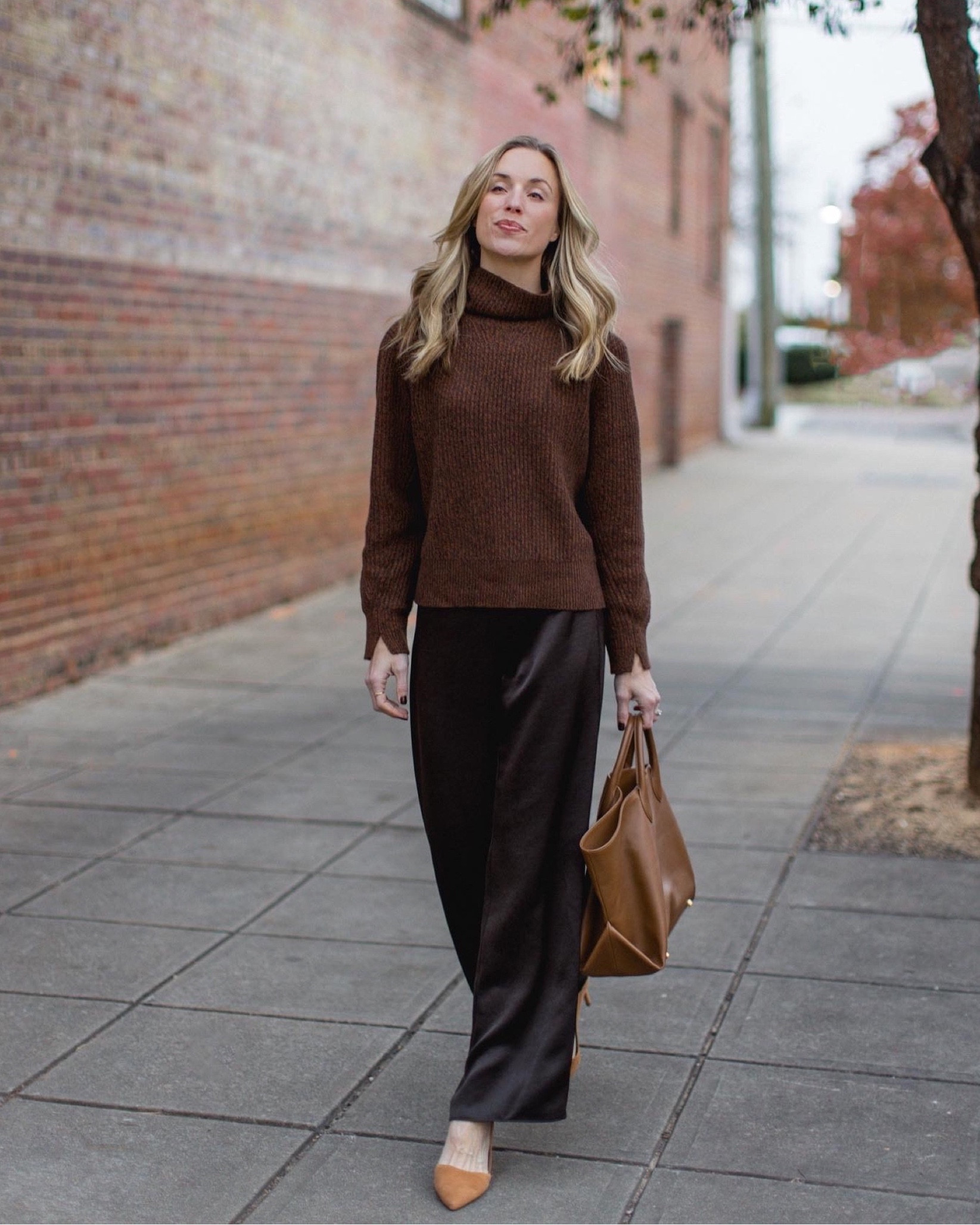 Rag & Bone cashmere sweater 50% off 🤎 This is one of my all-time favorite investment sweaters. It isn’t itchy at all and the fit is relaxed but beautiful! Dresses up and down. I wear XS.



Brown Sweater, Brown Cashmere Sweater, Rag & Bone, Rag and Bone Sweater, Brown Turtleneck

#LTKSeasonal #LTKsalealert