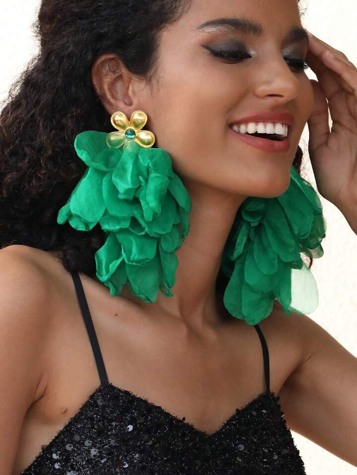 1pair Exaggerated Fabric Flower Design Earrings For Evening Party, Holiday And Daily Wear | SHEIN