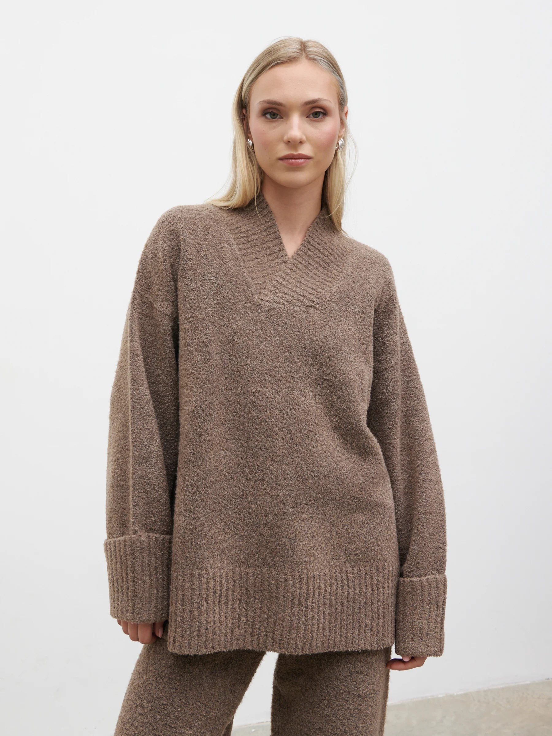 Camille V Neck Oversized Borg Jumper - Mocha | Pretty Lavish (UK)
