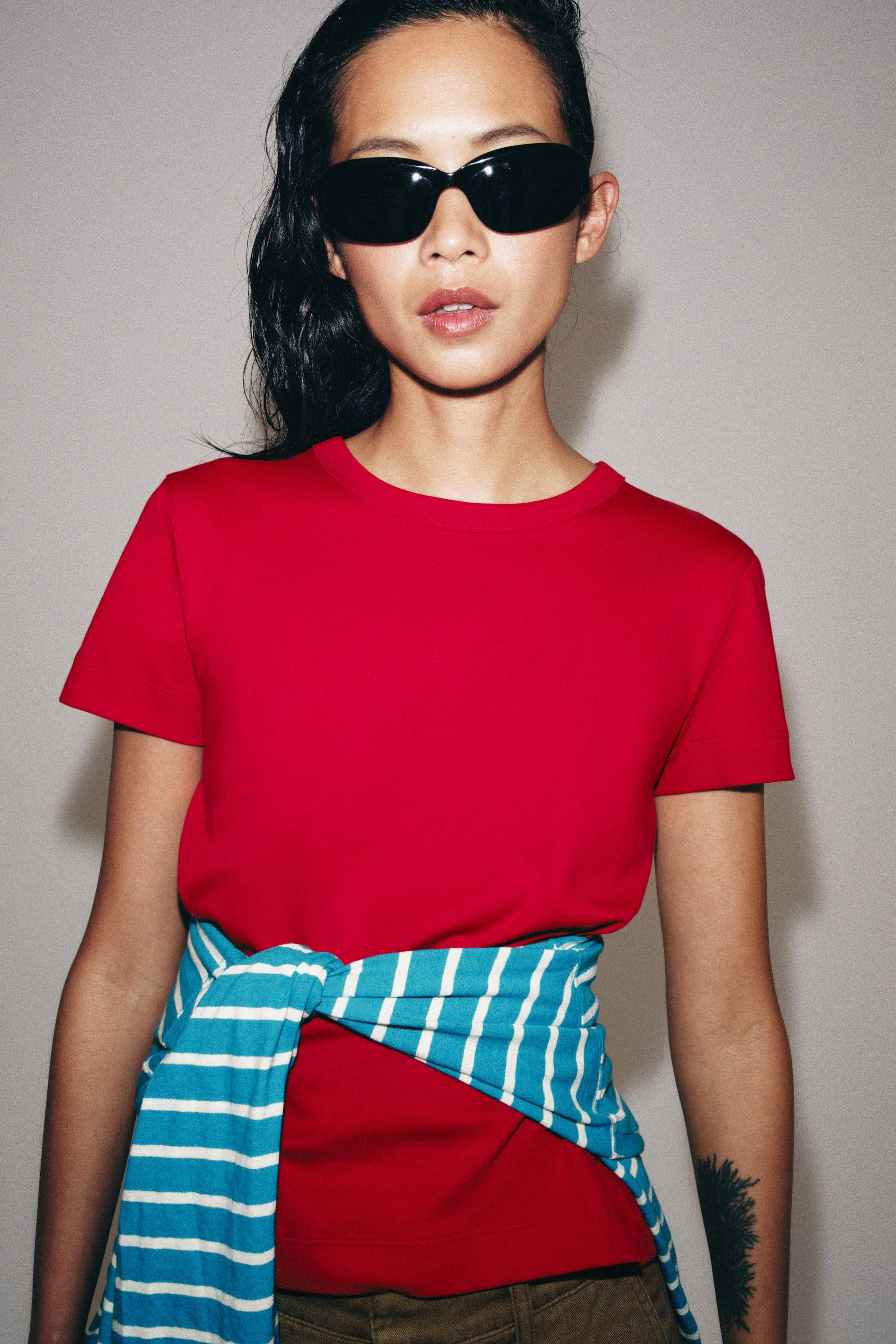 INTERLOCK-T-SHIRT MIT KURZEN ÄRMELN | Zara DE