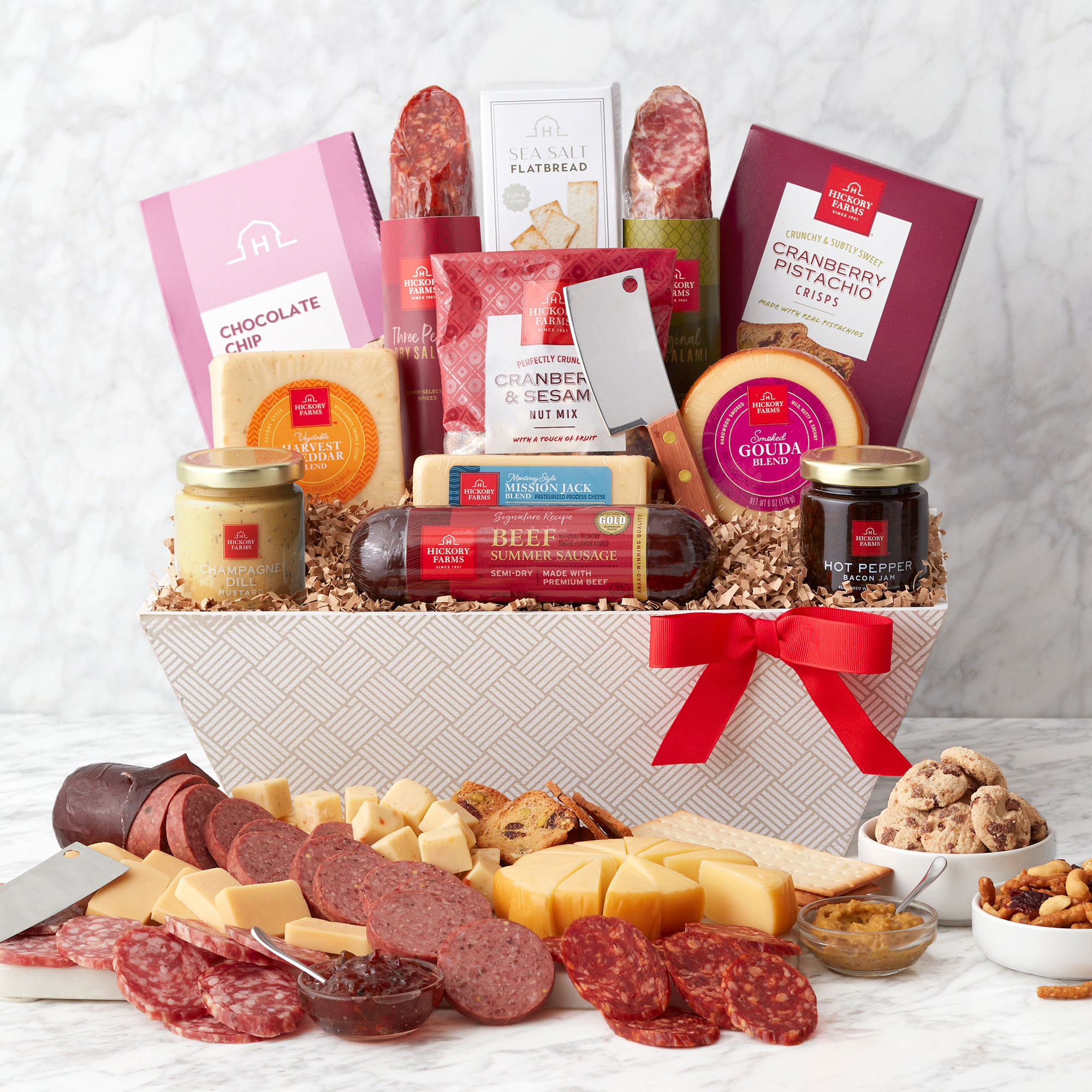 Deluxe Charcuterie Gift Basket | Hickory Farms | Hickory Farms