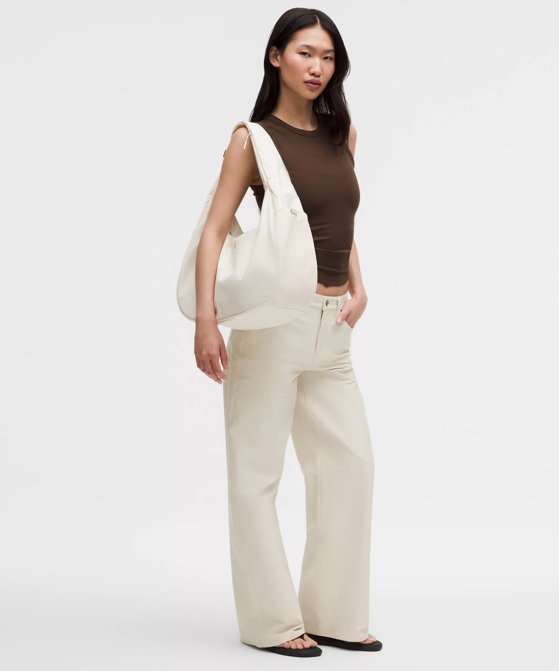 City Essentials Oversized Shoulder Bag 18L | Lululemon (US)