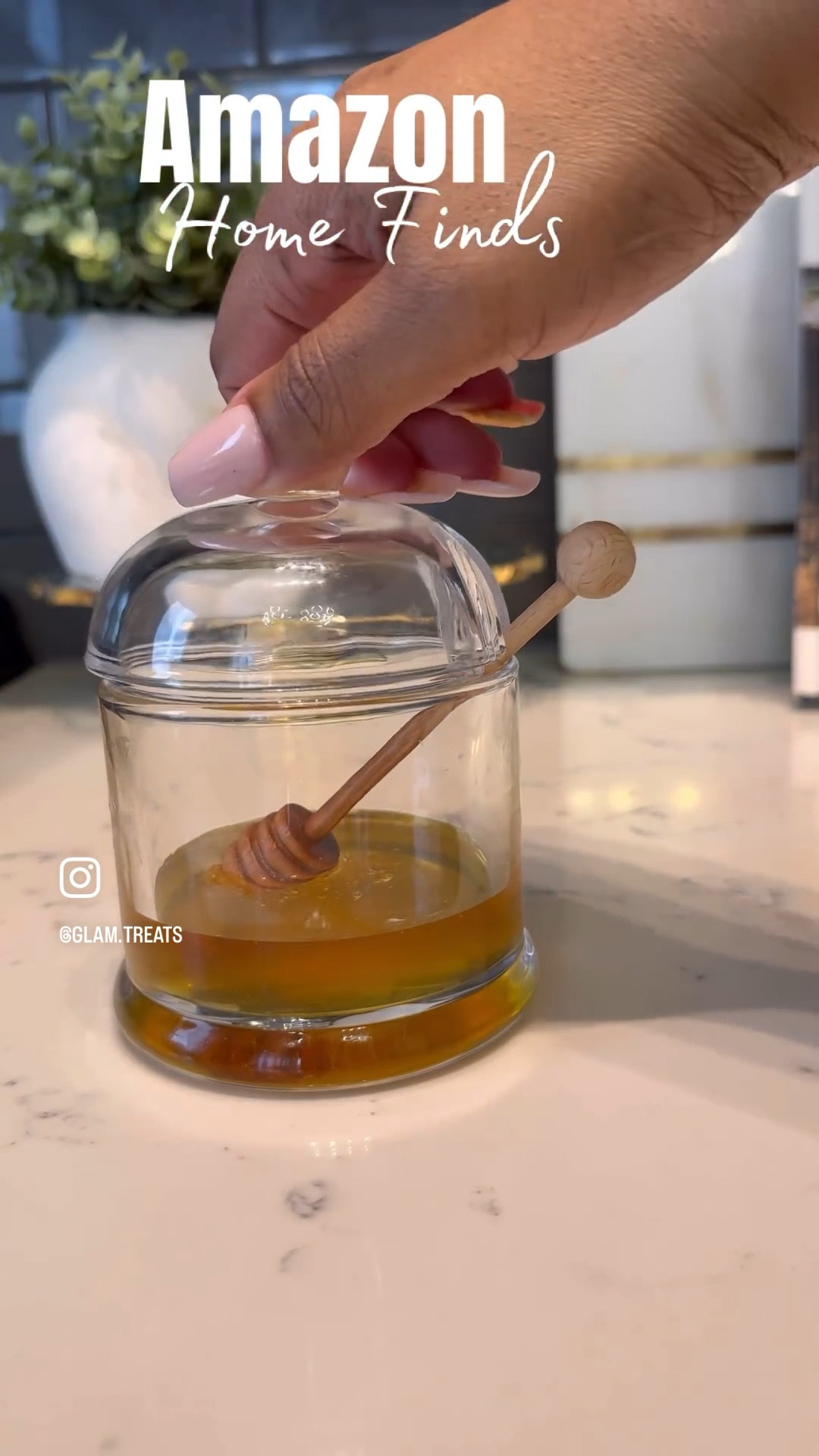 Checkout my super cute honey jar!

#LTKsalealert #LTKhome #LTKGiftGuide