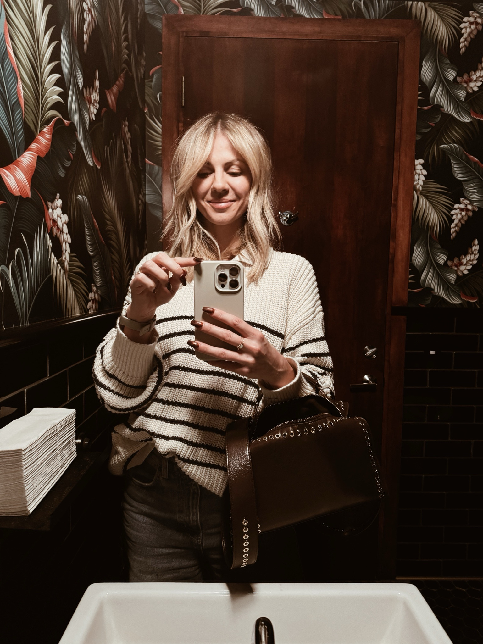 Date night bathroom selfie — I love my bag! 

#LTKStyleTip #LTKGiftGuide #LTKHoliday