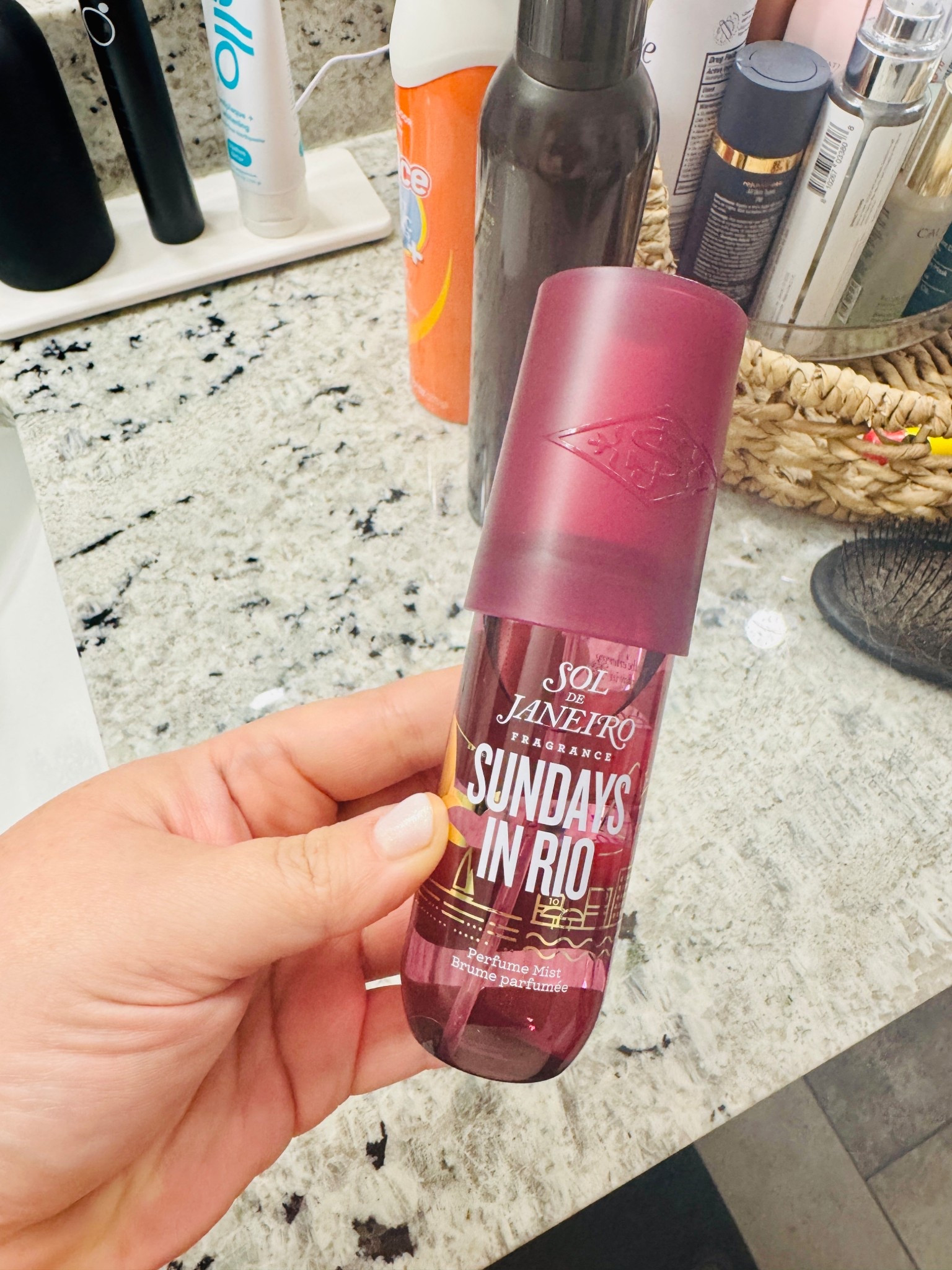 Perfect warm, woody fall scent

#LTKBeauty #LTKHoliday