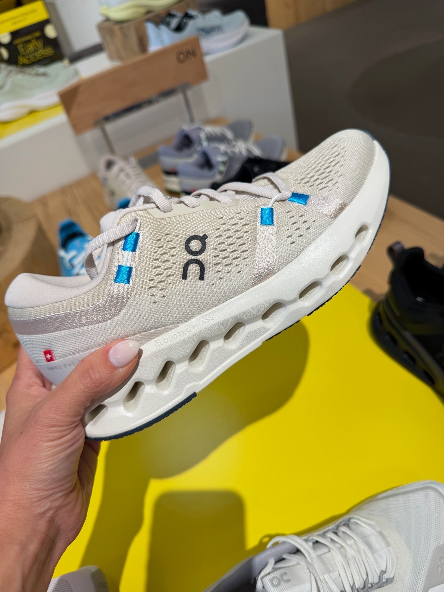 Almost 30% off women’s on cloud sneakers!

#LTKOver40 #LTKSaleAlert