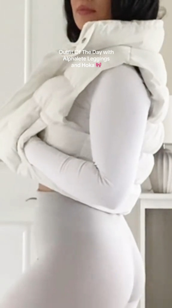 Alphalete Leggings + Hoka Shoes 

#gymoutfit #gymwear #gym aesthetic 

#LTKStyleTip #LTKActive #LTKPetite
