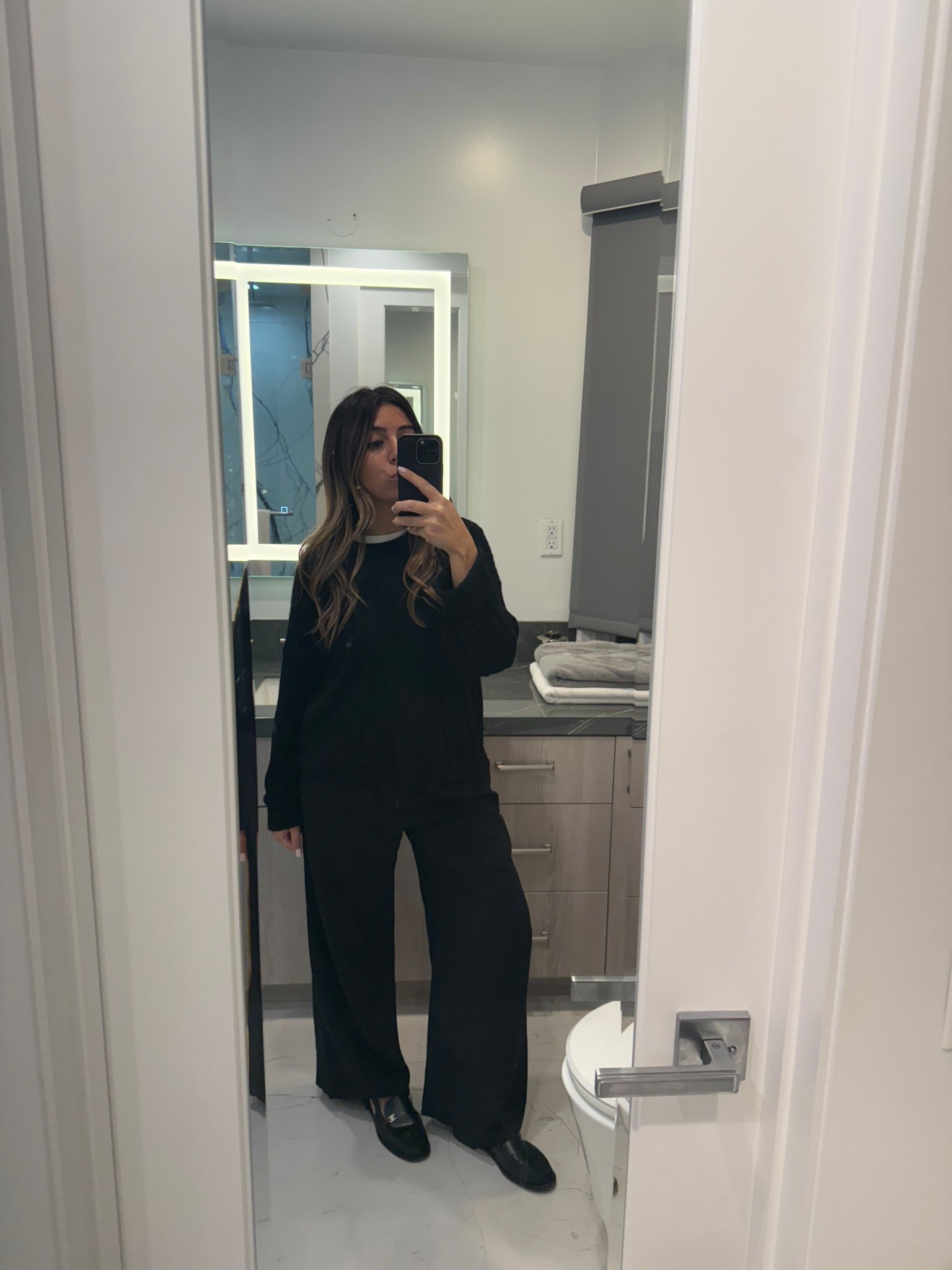 Best pants wearing small petites 

#LTKCyberWeek #LTKHoliday #LTKGiftGuide