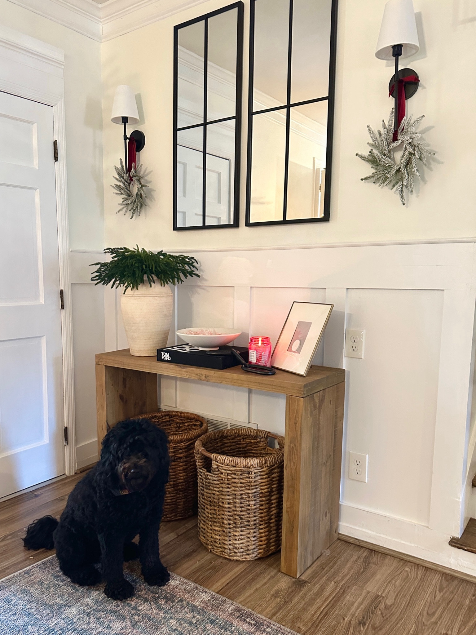 Viral entryway restyled for Christmas!

Modern organic entryway
Faux greenery stems
Christmas decor ideas
Home decor for Christmas


#LTKHoliday #LTKSeasonal #LTKhome