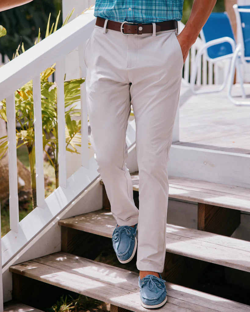 Jack Performance Pant - Putty | Southern Tide