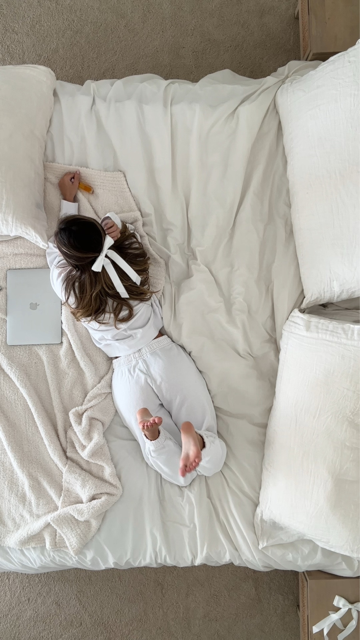 Sunday morning vibes ⭐️

#LTKstyletip #LTKhome