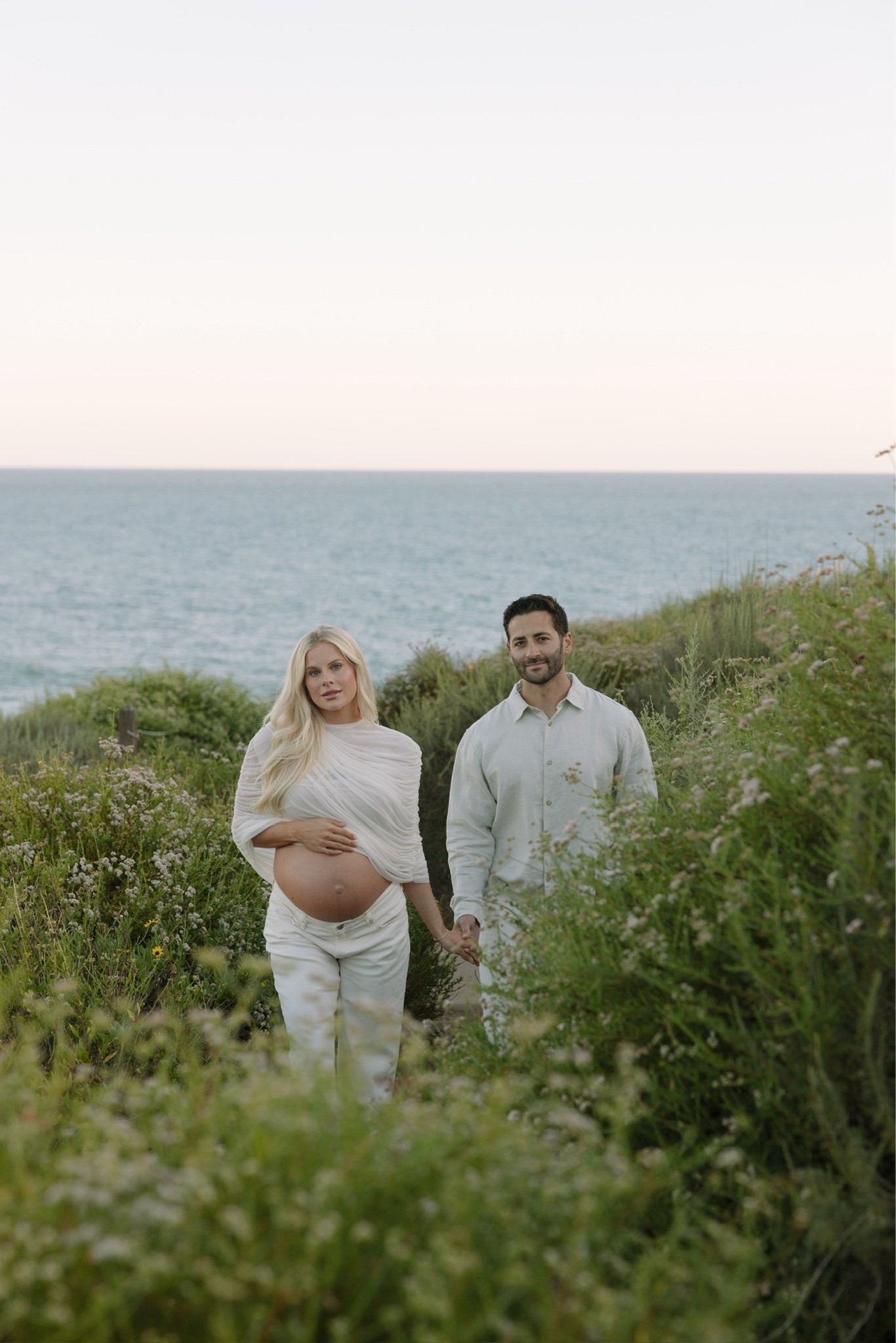 Wearing a medium in top, 31 in jeans (sized up for pregnancy), code “KPGS20!” for discount on jewelry. Linking Cort’s look also! #kathleenpost

Maternity shoot outfit, maternity look, bump friendly, chic bump fit