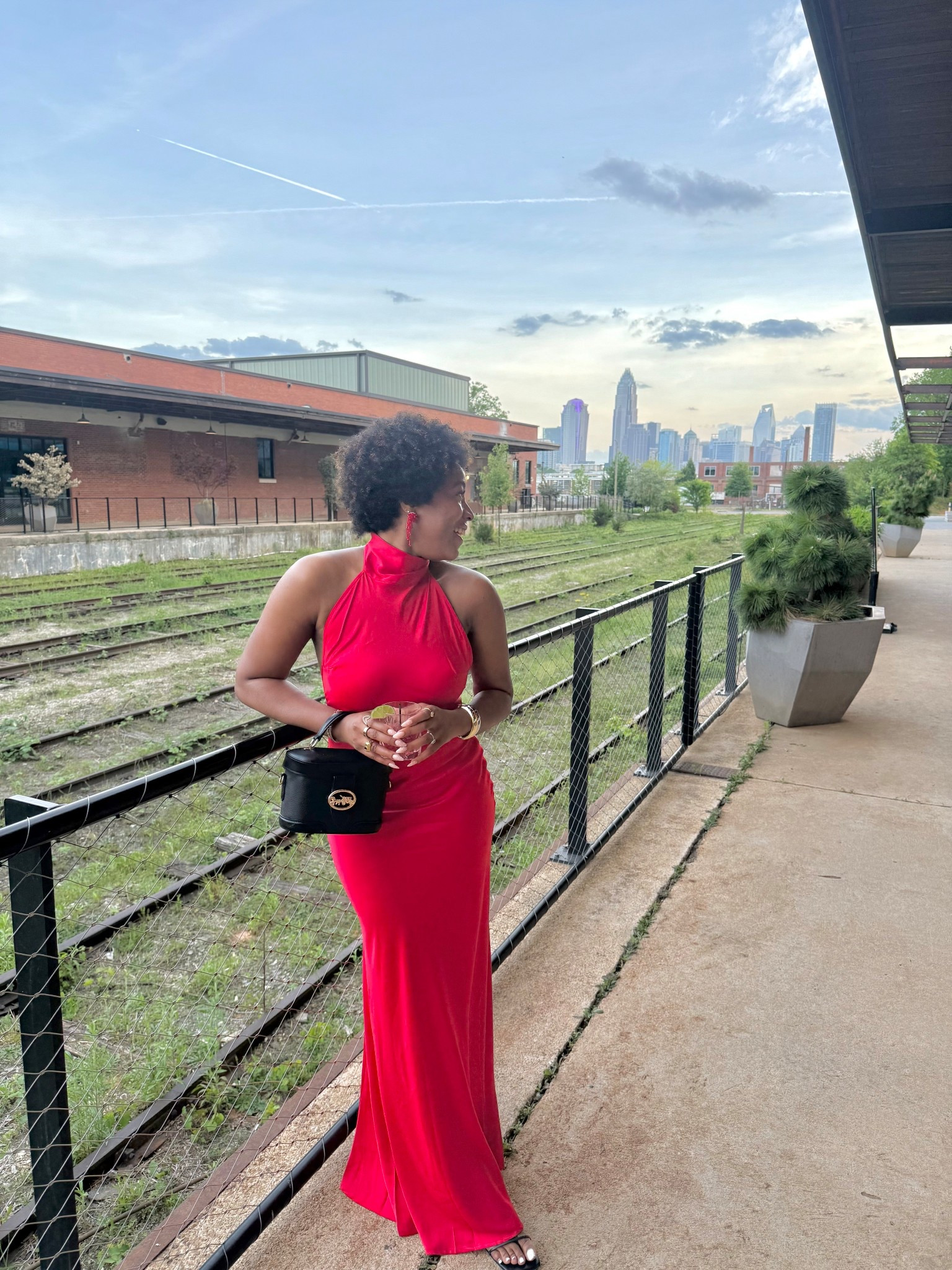 Loved this dress! So comfy and flattering. Bag is sold out older coach. Linked similar 

#LTKShoeCrush #LTKStyleTip