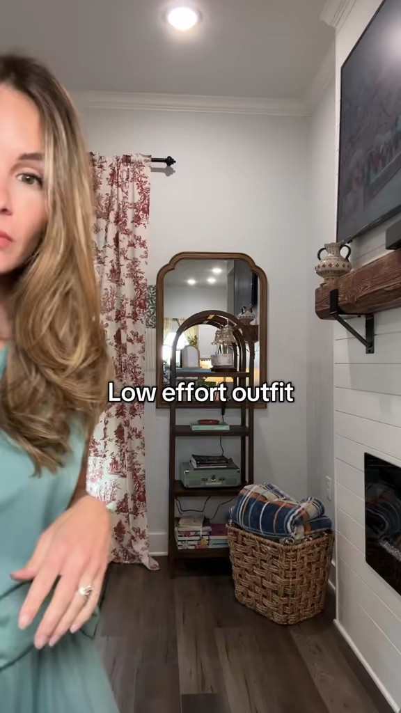 Cute spring 2 piece pant set! I’m in a small. Lots of stretch and comfort. The shoulder pads give it structure, when you tuck it in it looks like a jumpsuit! 

#springoutfit2026 #springoutfit #2piecepantset

#LTKTravel #LTKSpringSale #LTKootd