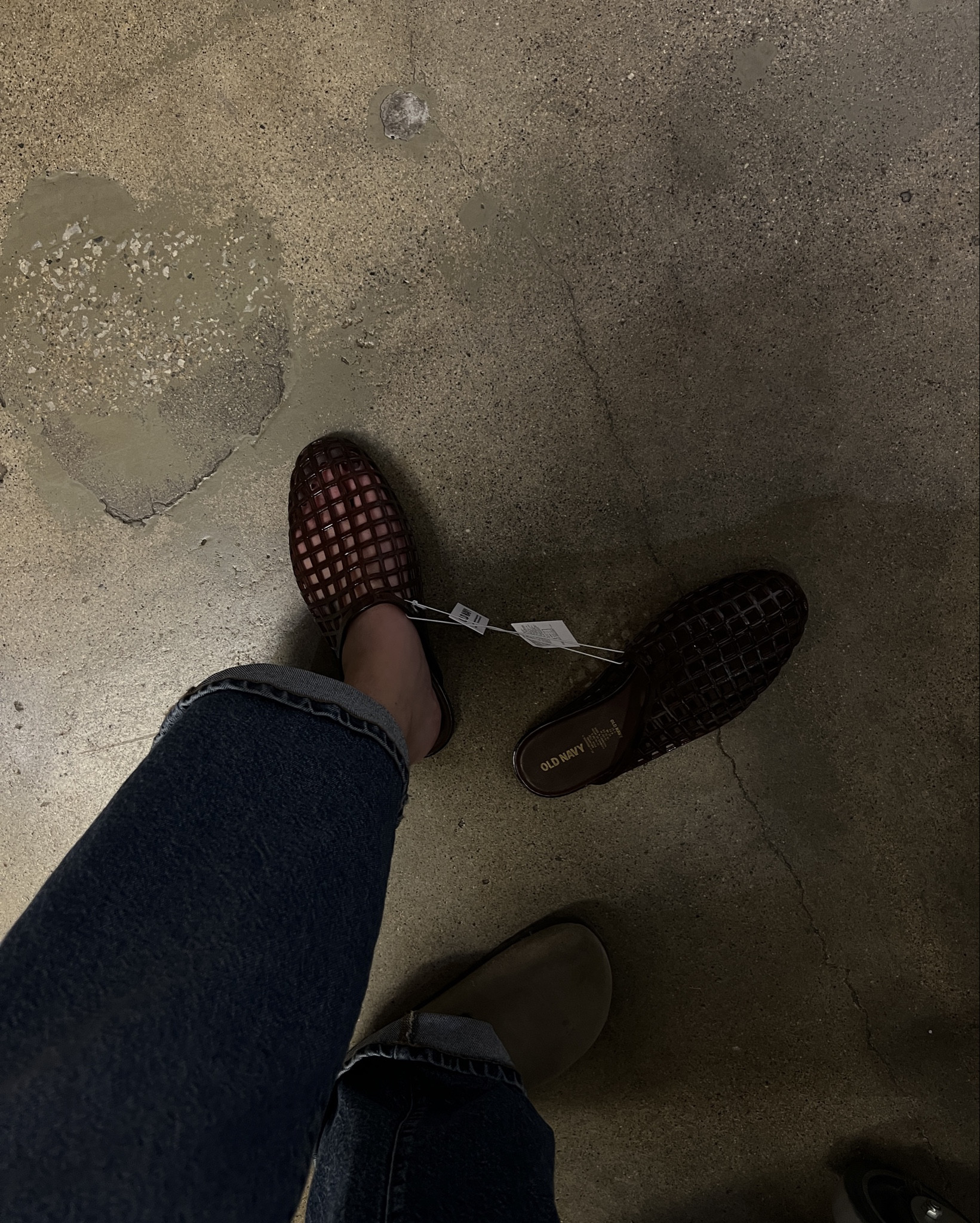 Super cute in person and comfortable! 

#LTKSeasonal #LTKSpringSale #LTKSaleAlert