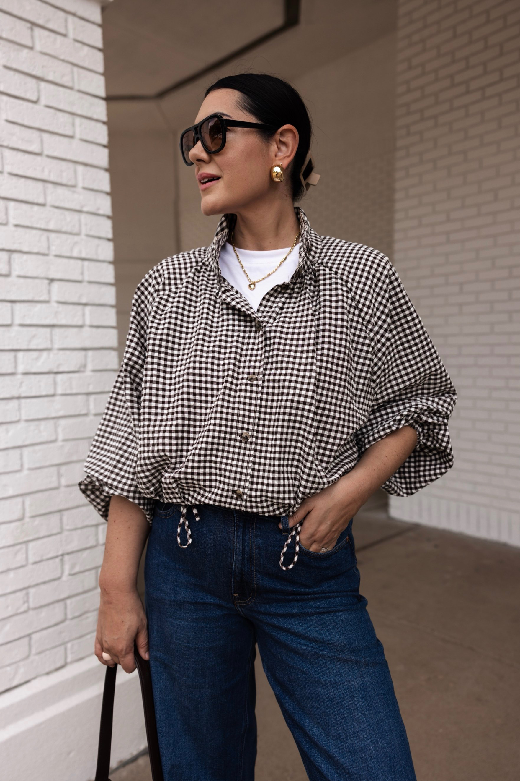Love this jacket from @Zara! I am in the medium, loose fit. 

I'm in the 30 tall of the jeans, true to size fit!  

 