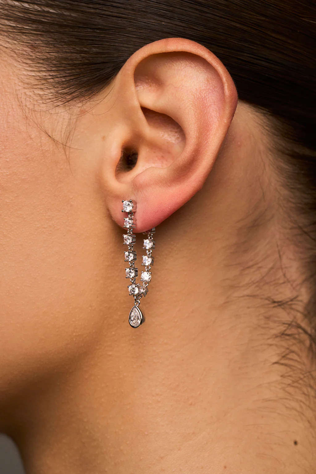 Stephie Bezel Earrings | Lili Claspe