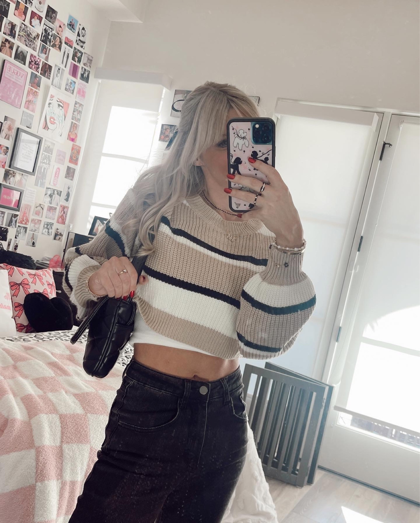 My fav jeans!

#LTKSeasonal #LTKfindsunder50 #LTKfindsunder100