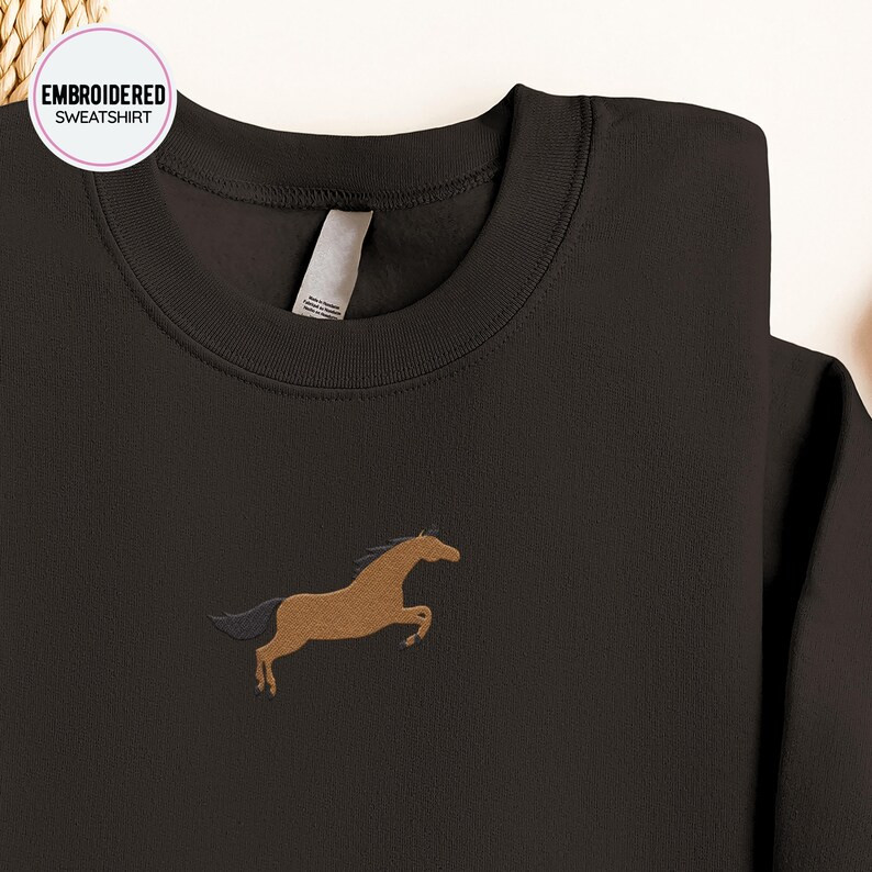 Riding Horse Embroidery Sweatshirt, Animal Embroidery, Brown Horse Shirt, Embroidered Sweatshirt,... | Etsy (US)