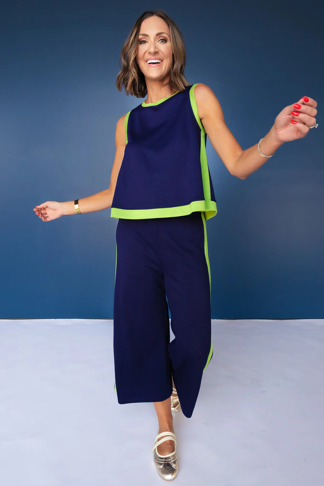 SSYS Colorblock Sleeveless Top with Crop Pants Air Set in Navy and Matcha | SSYS