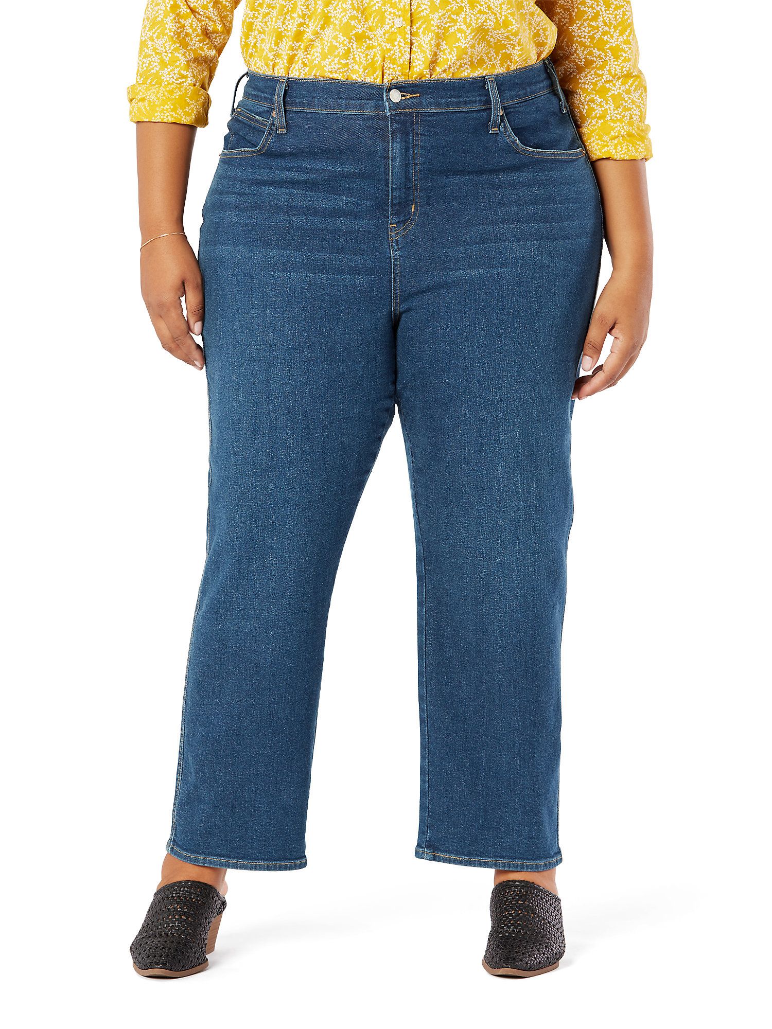 Signature by Levi Strauss & Co.™ Women's Plus Size Heritage High Rise Straight Jeans | Walmart (US)