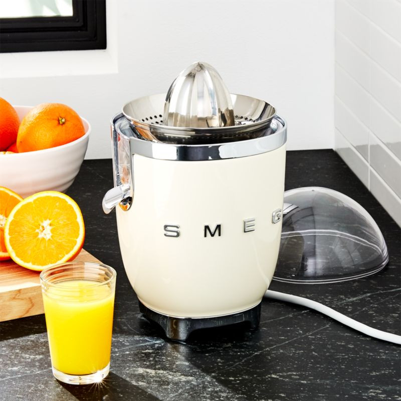 Smeg Cream Citrus Juicer + Reviews | Crate & Barrel | Crate & Barrel