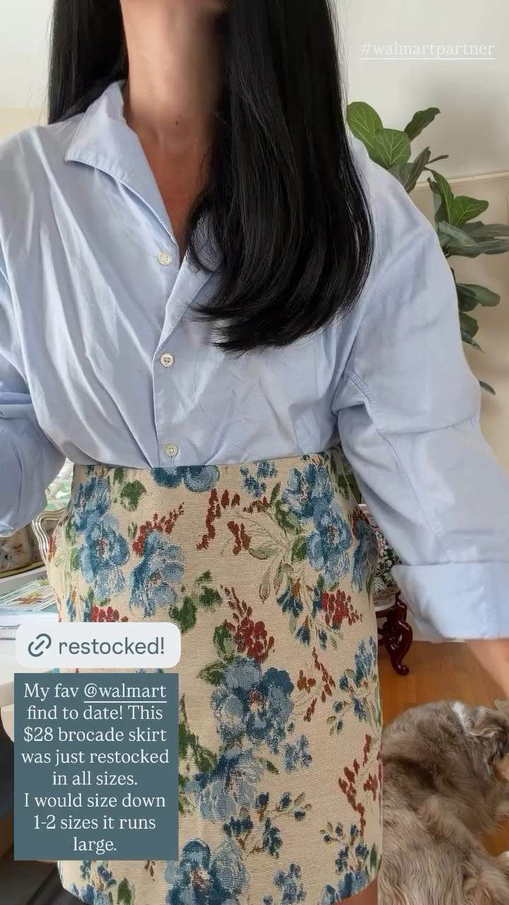 #walmartpartner  My fav @walmart find to date! This $28 brocade skirt was just restocked in all sizes. 
I would size down 1-2 sizes it runs large.