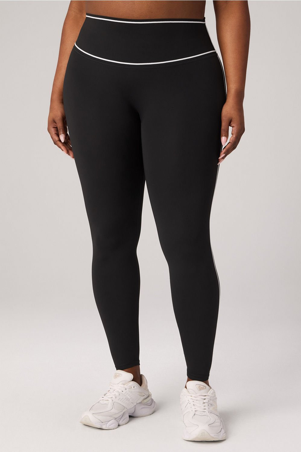 The No-Seam PureLuxe TLC Legging | Fabletics