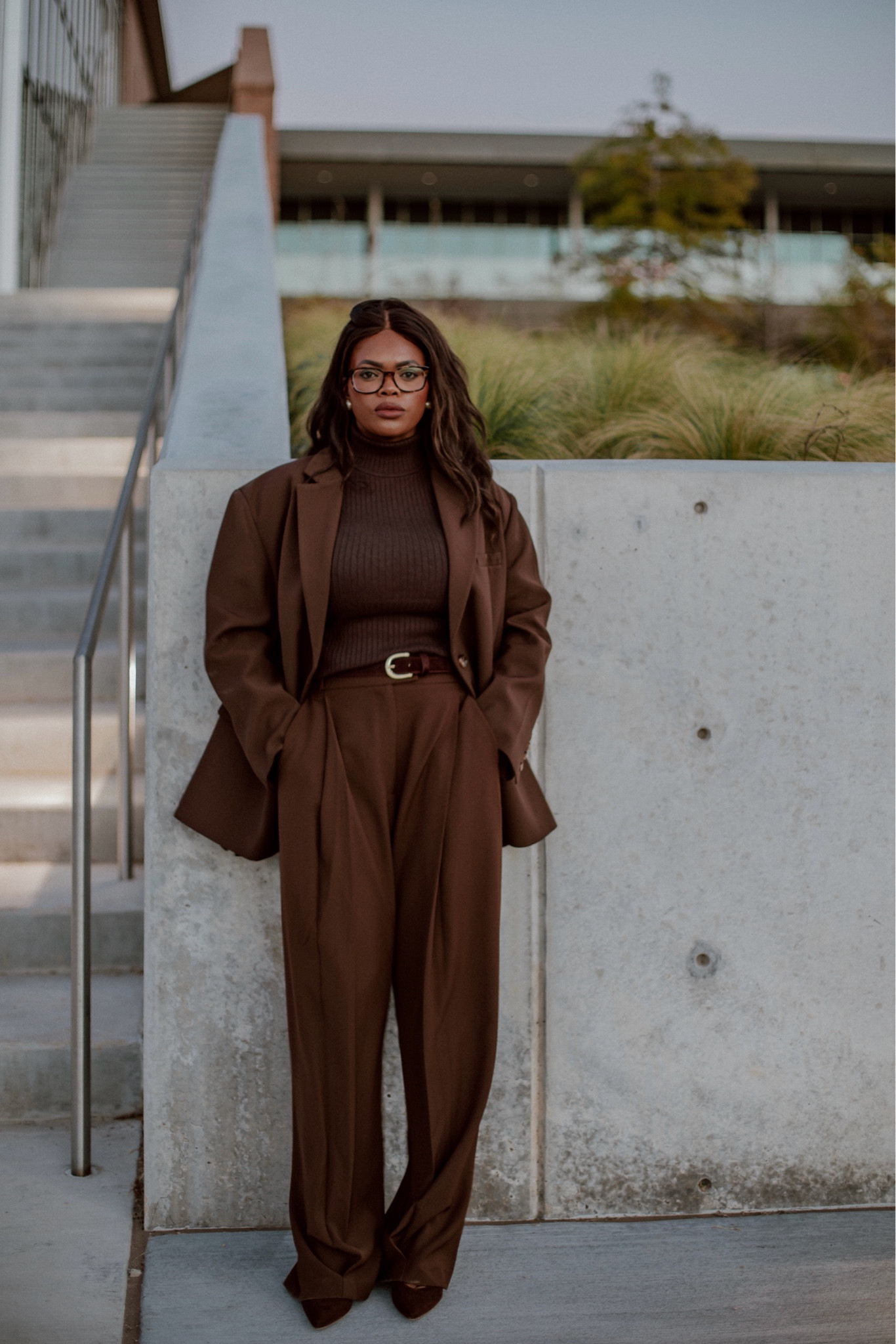 Effortlessly brown 🤎 @reona

#LTKWorkwear #LTKStyleTip #LTKItBag