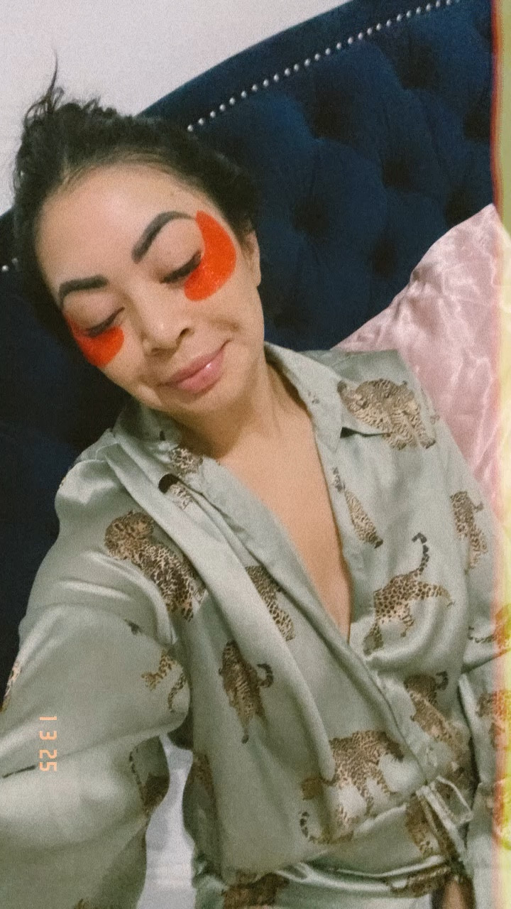 Friday night vibes 

Eye patches
Cute pajamas 
Silk pillows ✔️

#LTKHome #LTKBeauty