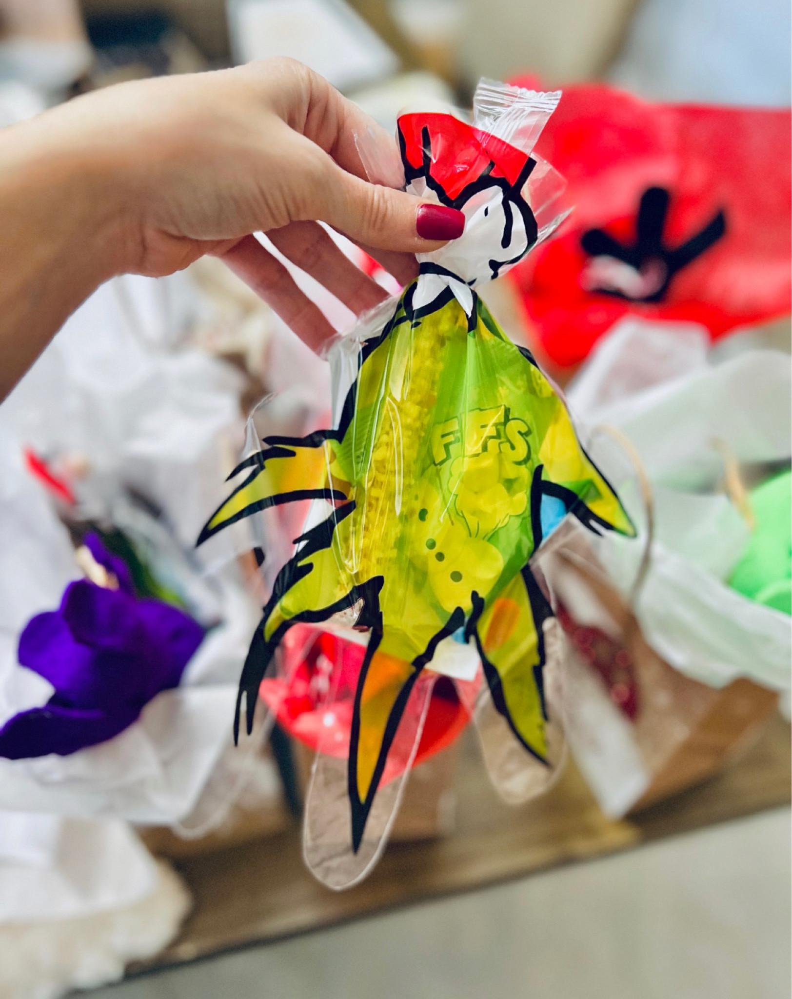 Holiday goody bag ideas ⛄️✨

#holidaygoodybags #classroomtreats #giftguide

#LTKHoliday #LTKkids #LTKGiftGuide