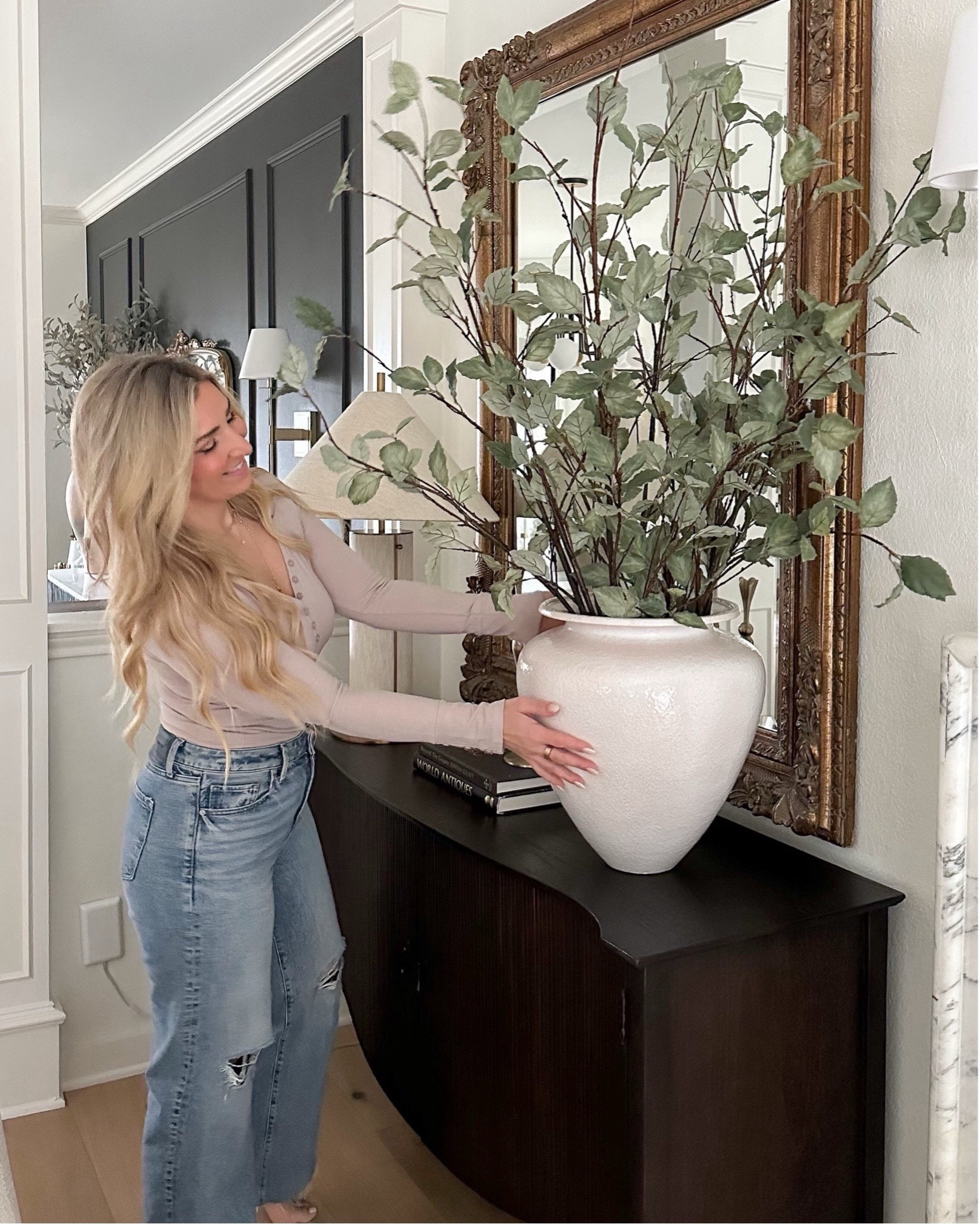 Living Room Styling

Living room refresh  winter decor  winter home  winter living room  interior design  faux greenery  faux florals  vases  gold mirror  elevated home  sideboard table  lamps  gold accent pieces  TheSmittenCollective 

#LTKFindsUnder100 #LTKStyleTip #LTKHome