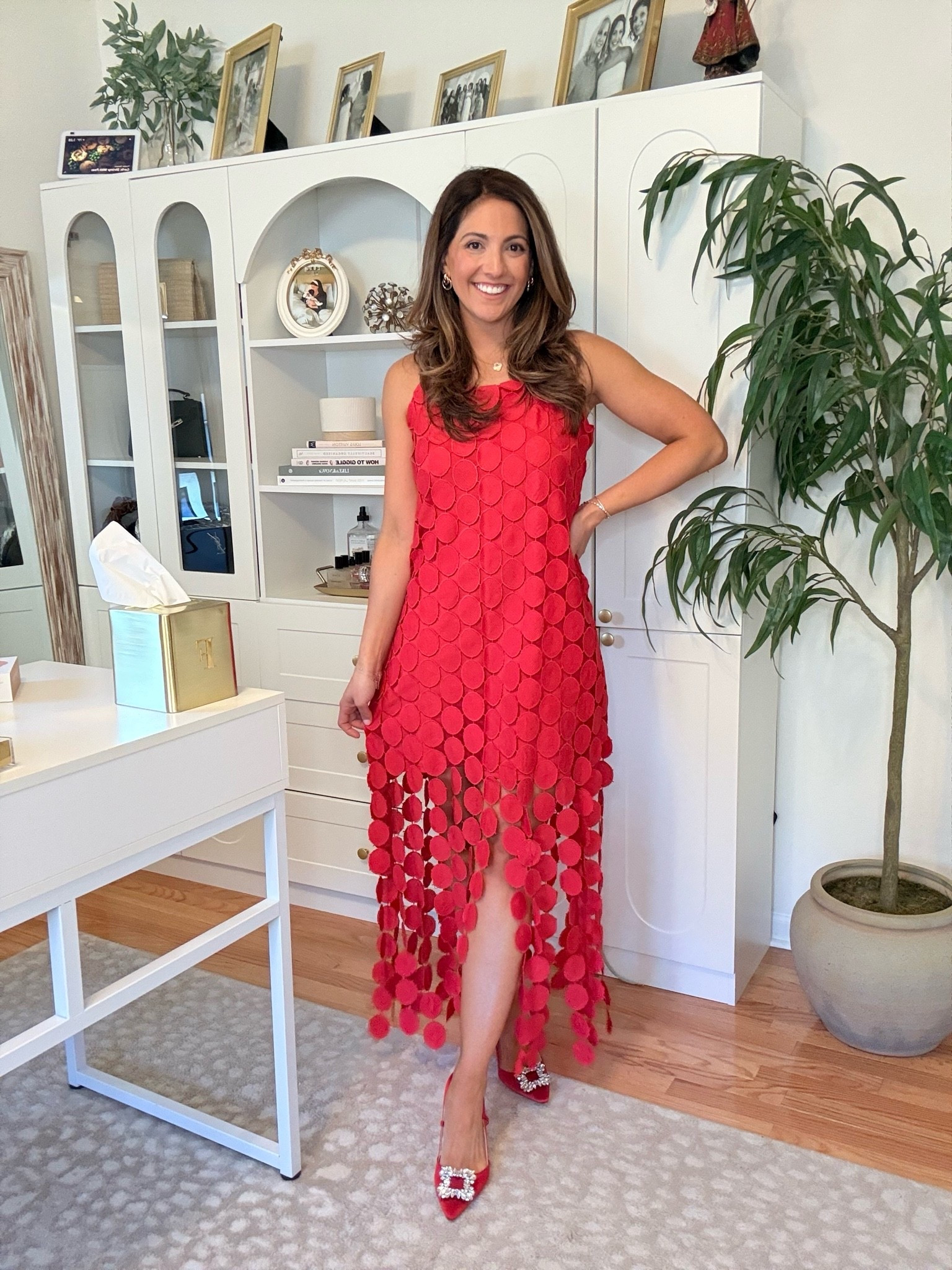 That’s amore engagement party dress

Party dress
Engagement party
Italian party
Red dress
Cocktail dress
Wedding style

#LTKWedding #LTKgrwm