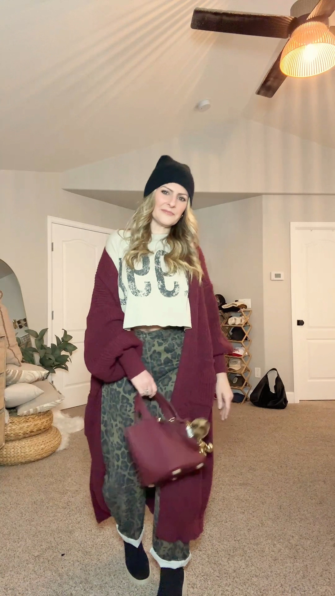 Is there a better combo than leopard and burgundy? This long line duster cardigan with these leopard barrel jeans is a favorite outfit combo! 

#LTKPetite #LTKOver40 #LTKStyleTip