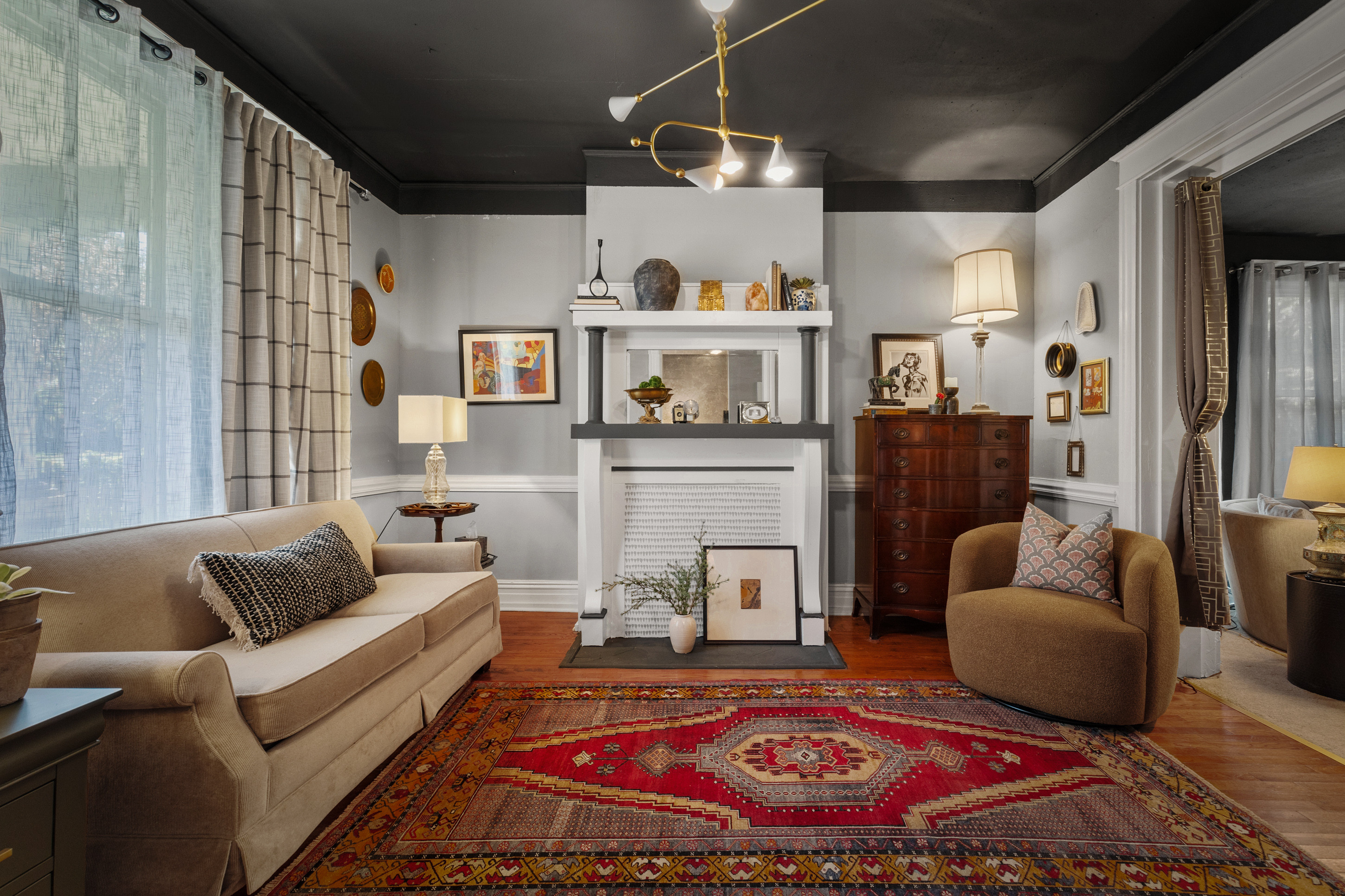 At our latest short term rental there are a ton of vintage finds locally sourced that fill each space. The decor is cozy, comfortable and eclectic. 
 

 #LTKGiftGuide #LTKSeasonal #LTKHome