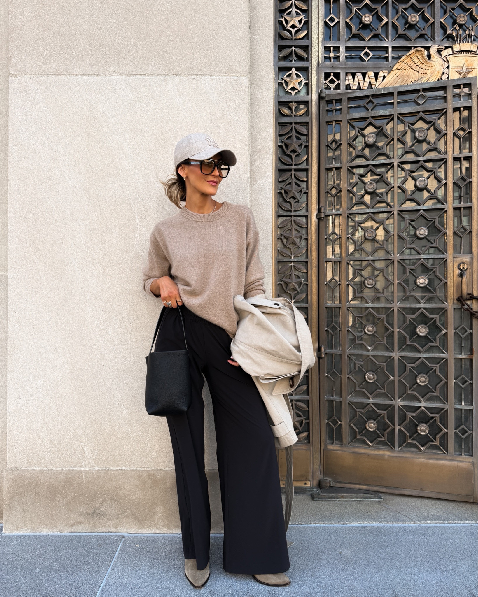 From Pilates to Polished ☕️ taupe and black edition. Comment SHOP and I’ll send you all the links! 

Start with a simple set for your workout sesh, then layer a comfy wide leg pull up pant, a cashmere crewneck and and oversized trench over it! The pieces are lightweight, comfortable, and polished enough to run errands, meetings, or coffee without feeling underdressed.

Vuori pants are the most comfy, I’ve traveled in them multiple times and they are comfortable and lightweight, this cashmere sweater is so lux, the trench is O/S and the perfect oversized fit! Alô set size xs legging and small top

#LTKdayinmylife #LTKootd #LTKSeasonal