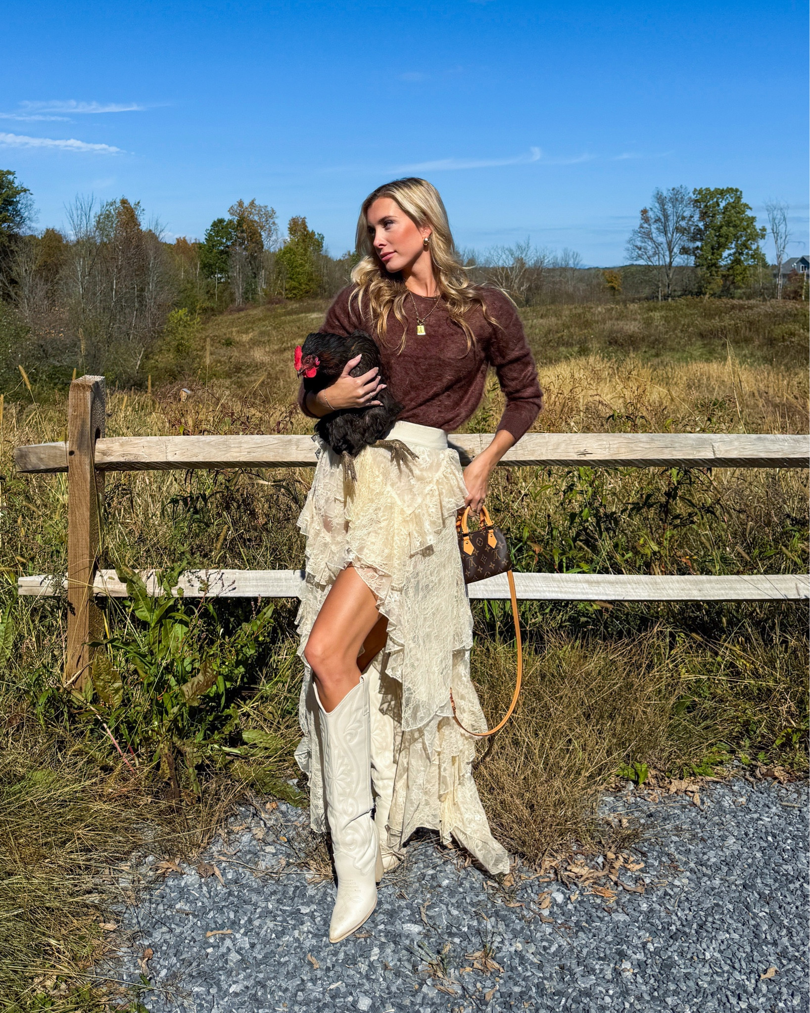 Home for the weekend 🍁🍂🍃

#LTKSeasonal