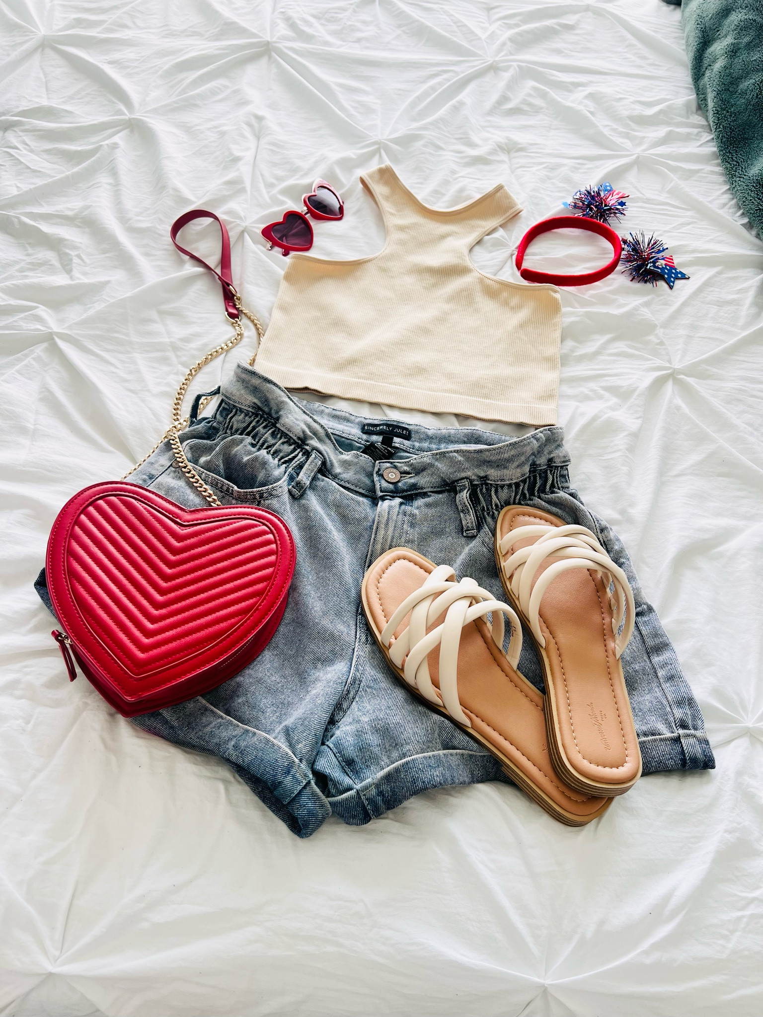 Red, white and blue for the holiday! Picked up some new pieces at Target this weekend too 😎 the top is in XS

#LTKSeasonal #LTKFind #LTKunder50