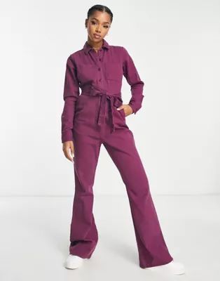 ASOS DESIGN long sleeve twill boilersuit with collar in burgundy | ASOS (Global)