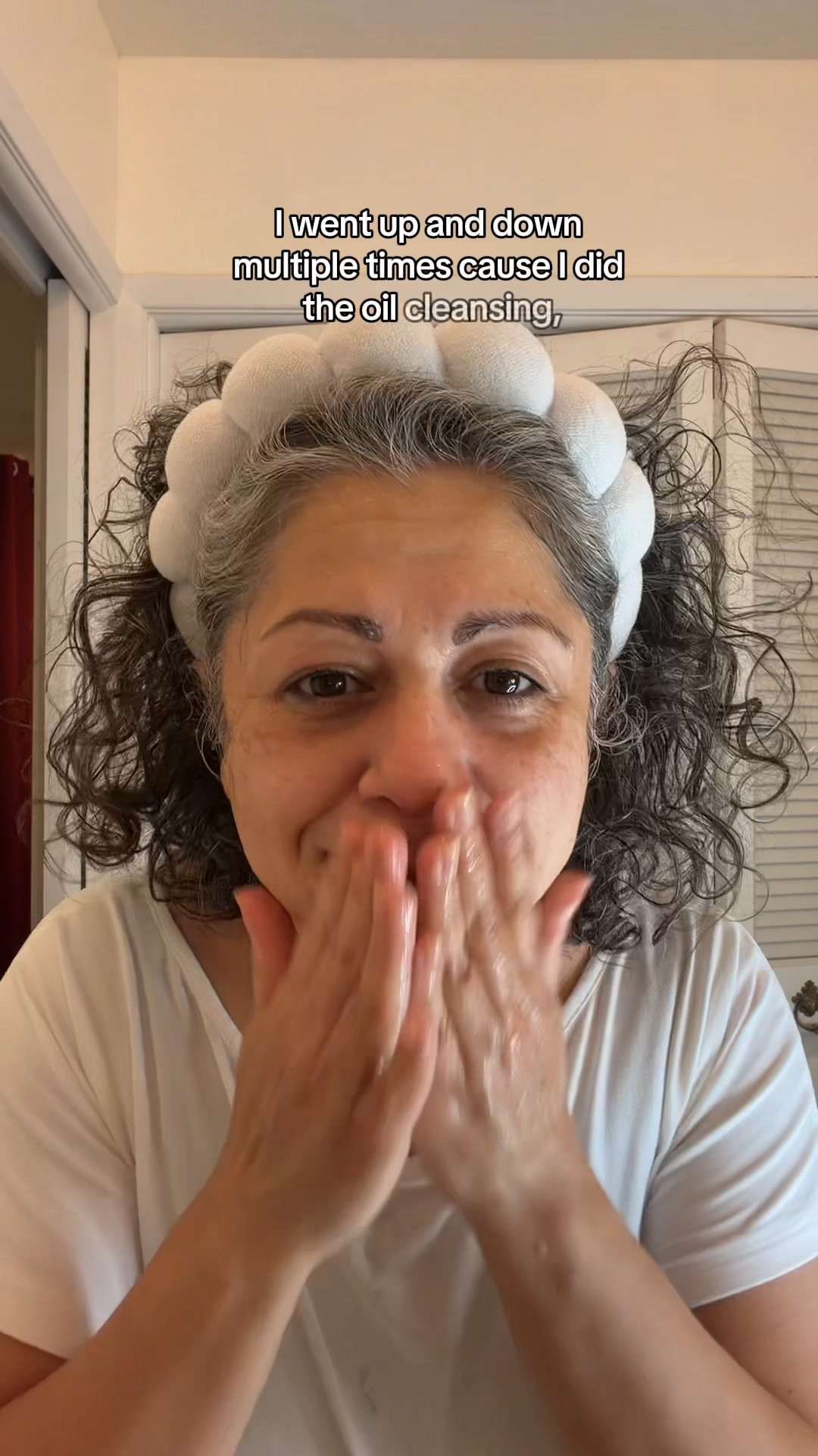 I’ve been wondering why everyone seems to have this headband on social media. So when TikTok told me to pick some samples? I added this to the lot. #headband #grwm #BedTimeRoutine #SelfCare #WorthItWhenIGlow

#LTKgrwm #LTKselfcare #LTKBeauty
