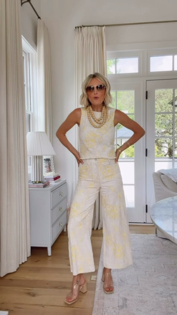 How cute is this matching set?! I love the texture! Wearing size 2 in both the top & pants.

Loverly Grey, Dillards, matching set, spring fashion, spring outfit ideas 

#LTKootd #LTKSeasonal