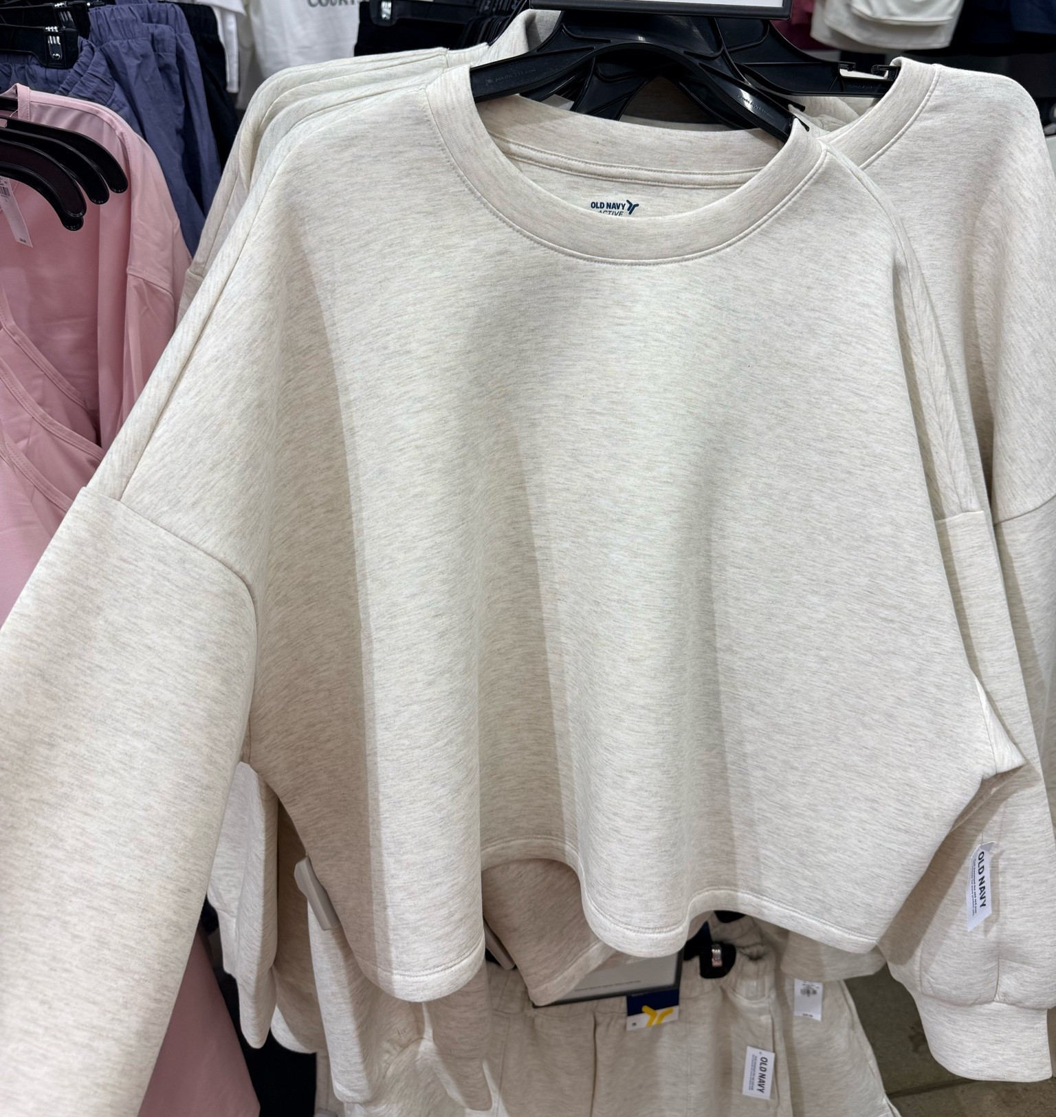 @oldnavy is killing it with this SUPER SOFT oversized, thin top with matching shorts and pants!!

#LTKootd #LTKgrwm #LTKfitnessgoals