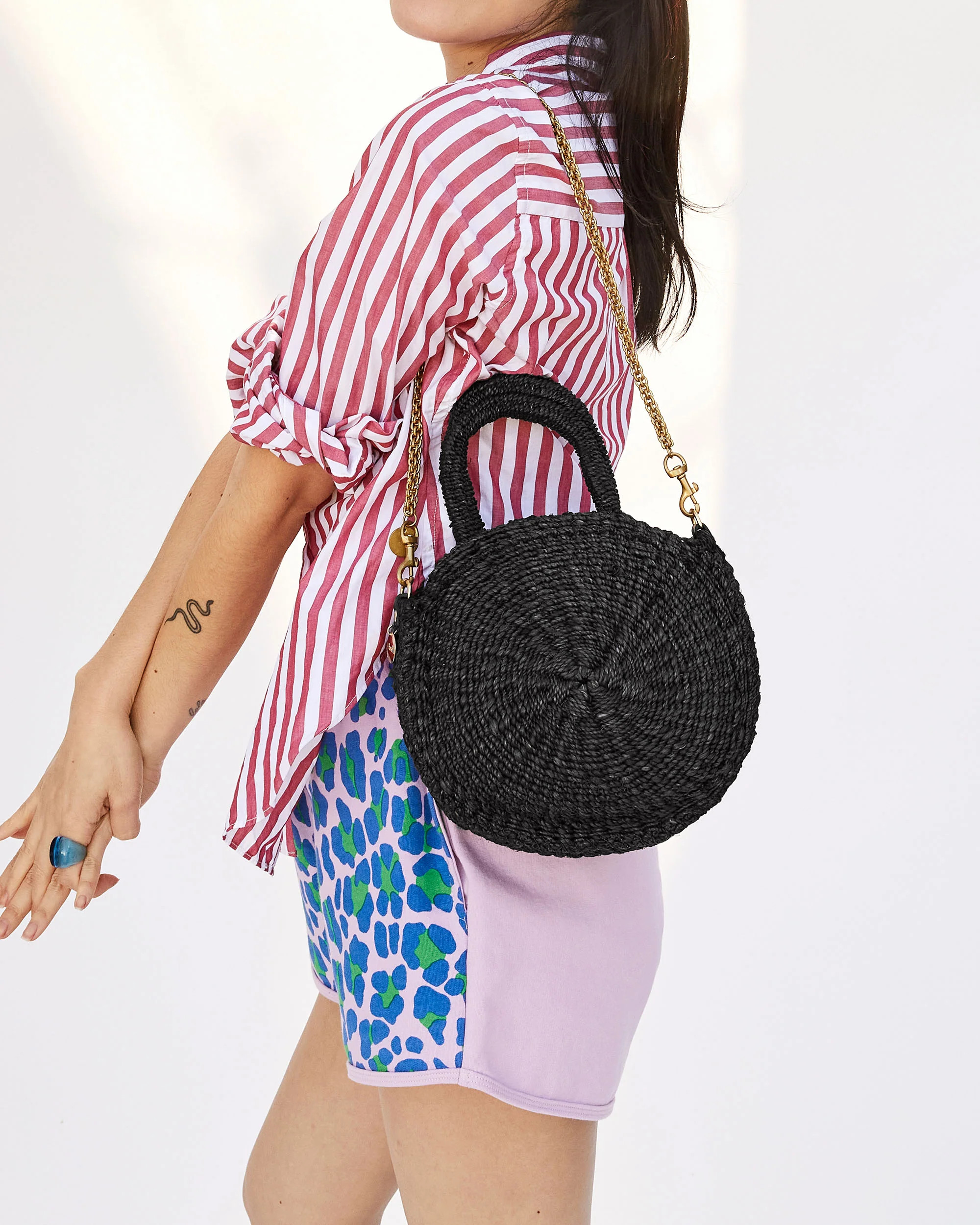 Moyen Alice | Clare V.